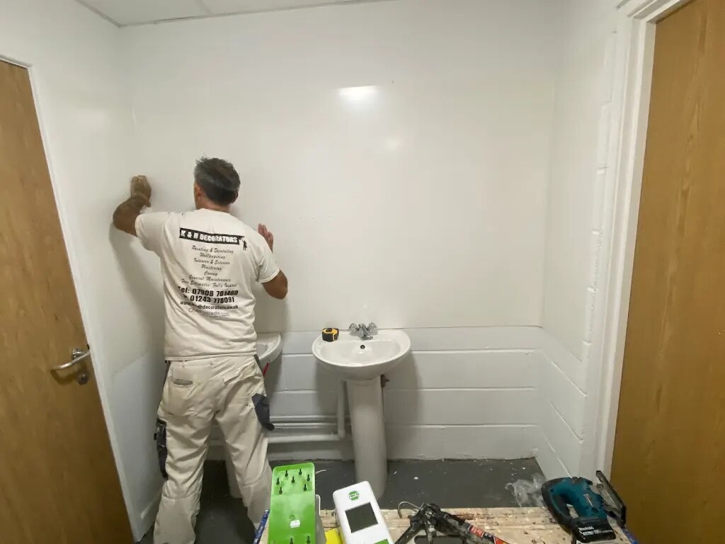 Steve from K&H Decorators on site